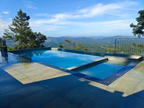 Mountain view, Pool view, Swimming pool