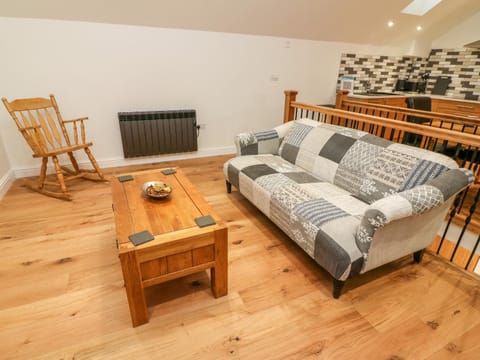 Macaw Cottages No 4A Apartment in England