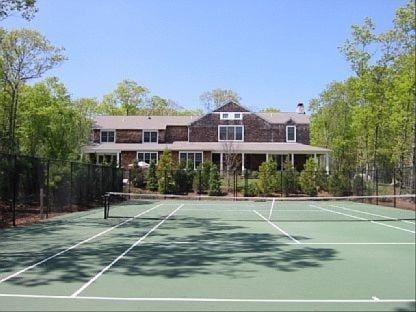 Property building, Tennis court