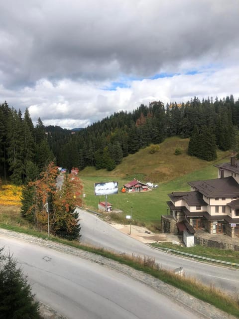 Апартамент Пампорово Палас - Pamporovo Palace Apartment in Decentralized Administration of Macedonia and Thrace