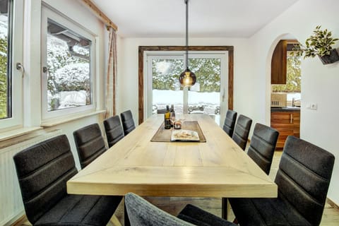 Chalet Sabrina House in Piesendorf