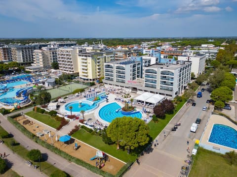 Bird's eye view, Pool view, sunbed