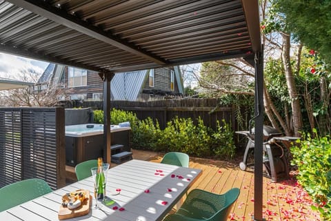 BBQ facilities, BBQ facilities, Hot Tub, Hot Tub