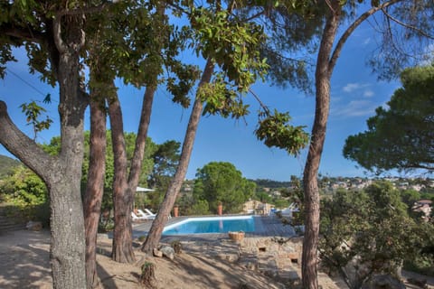 Villa campagne à Calvi piscine chauffée vue mer proche plage et centre House in Calvi