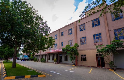 Property building, Parking