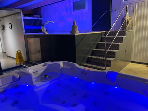 Belle Villa 6 pers 2h espace bien-être privatisé inclus 80 m2 de détente garantie Villa in Brittany