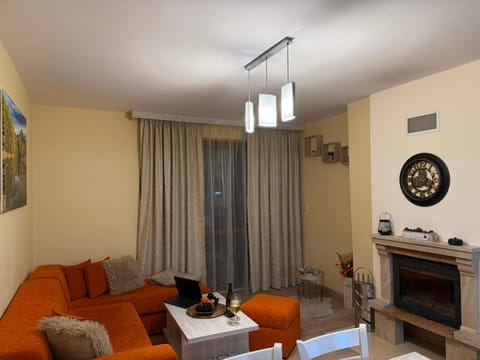 Апартамент Liora Apartment in Decentralized Administration of Macedonia and Thrace