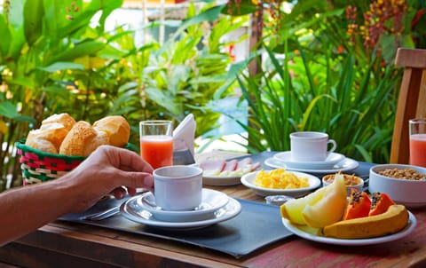 Food and drinks, Breakfast, Buffet breakfast