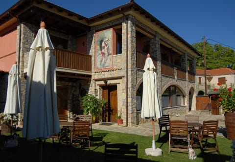Facade/entrance, Garden