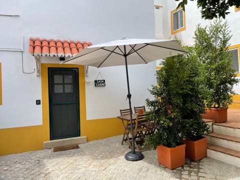 Patio, Facade/entrance