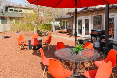 Hot Tub and Fire Pit Sedona Oasis! House in Sedona