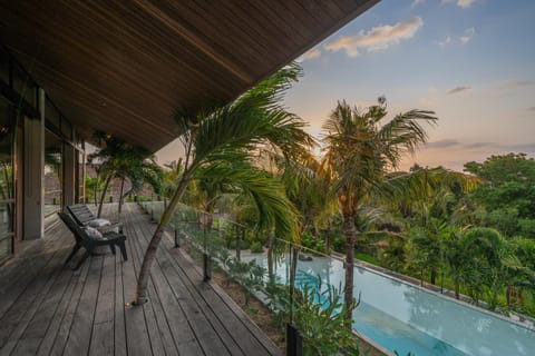 Day, Natural landscape, View (from property/room), Balcony/Terrace, Garden view, Swimming pool, sunbed