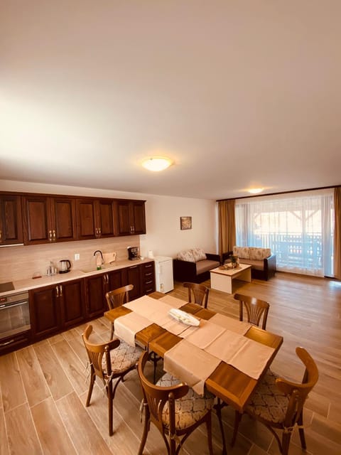 БЕЛИТЕ КЪЩИ House in Blagoevgrad Province