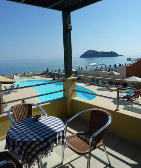 Lissos Beach Apartment hotel in Platanias