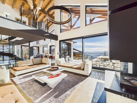 Luxueux chalet avec piscine, sauna et parking à La Rosière pour 10 personnes - FR-1-398-633 Chalet in Montvalezan