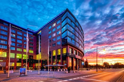 Property building, Neighbourhood, Sunset