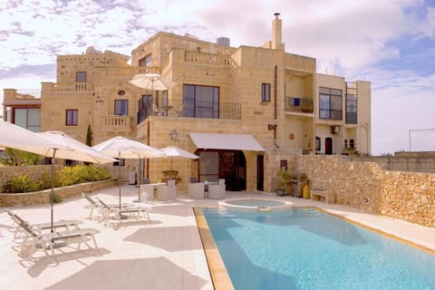 Property building, Pool view, Swimming pool, Swimming pool