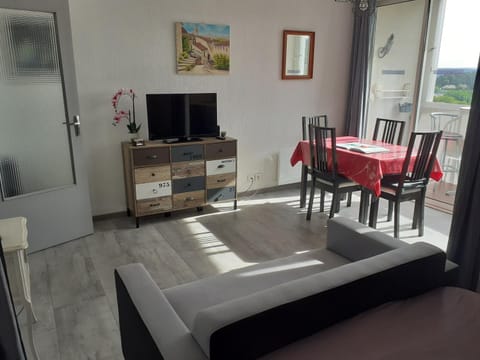 Studio greoux les bains Apartment in Gréoux-les-Bains