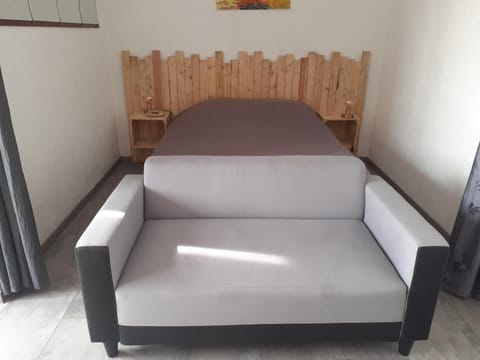 Studio greoux les bains Apartment in Gréoux-les-Bains