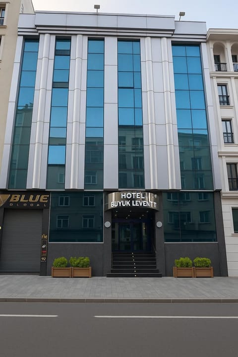 Property building, Facade/entrance, Day