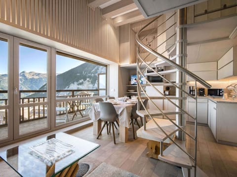 Appartement rénové au dernier étage avec accès pistes, 6 personnes - FR-1-563-65 Apartment in Saint-Bon-Tarentaise