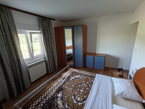 Bed, Photo of the whole room, Bedroom, wardrobe