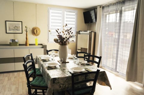 Property building, Dining area