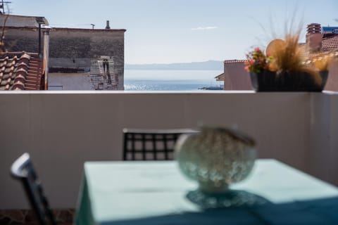 View (from property/room), Balcony/Terrace, Dining area, Sea view, Sunrise, Sunset