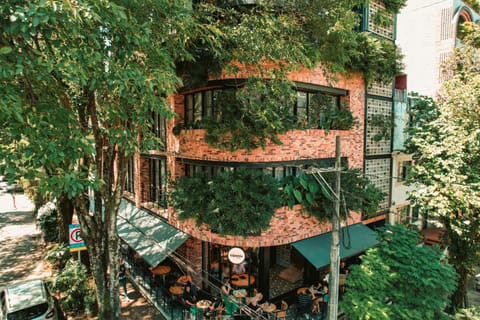 Property building, Restaurant/places to eat, Lobby or reception, Breakfast