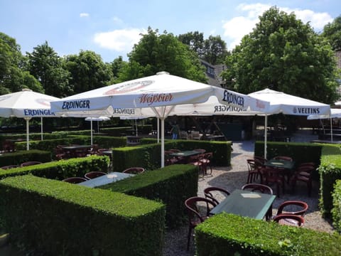 Forsthaus Schöntal Bed and Breakfast in Aachen