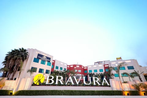 Property building, Day, Street view