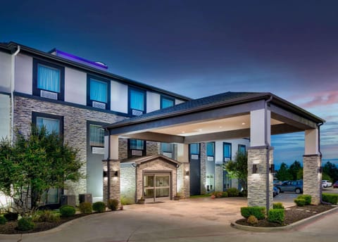 Property building, Night, On site, Time of day, Sunset