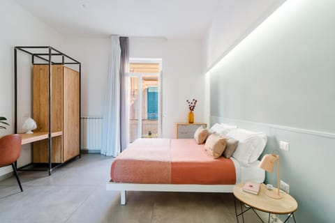 Photo of the whole room, wardrobe