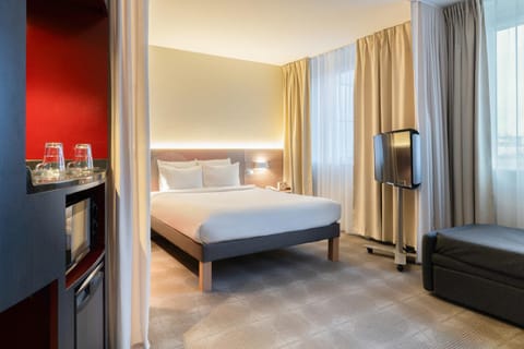 Bed, Coffee/tea facilities, Photo of the whole room, Bedroom