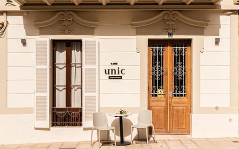 Property building, Facade/entrance
