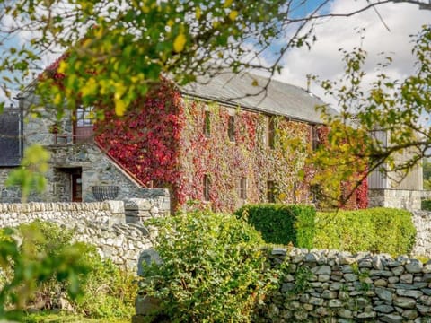 Ystumgwern Luxury Barn Conversions Farm Stay in Wales
