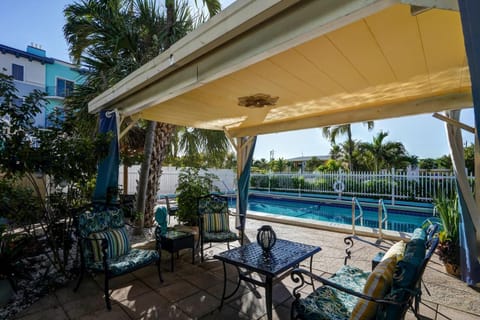 Property building, Patio, Swimming pool