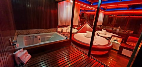 Bathroom, Bath