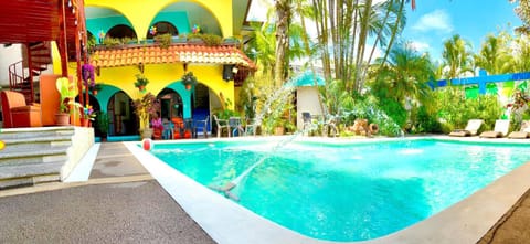Swimming pool