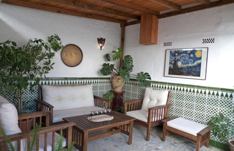 Patio, Spring, Summer, Lounge or bar