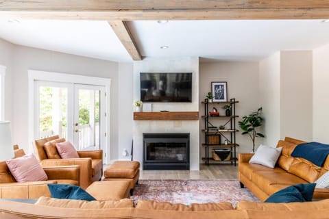 Mac's Bluff House in Grand Beach