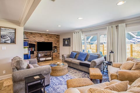 Surf's Up House in New Buffalo