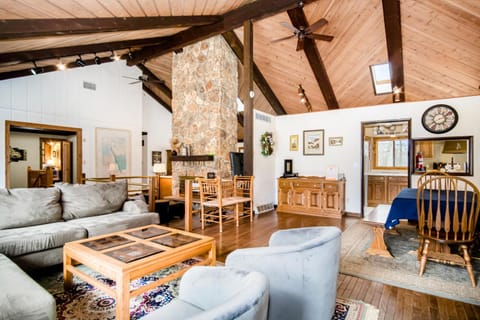 Harbor Country Family Lodge House in Michigan