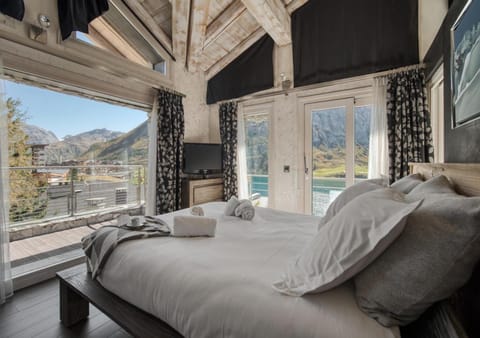 Balcony/Terrace, Photo of the whole room, Bedroom