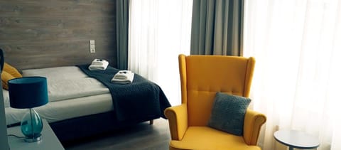 Photo of the whole room, Decorative detail