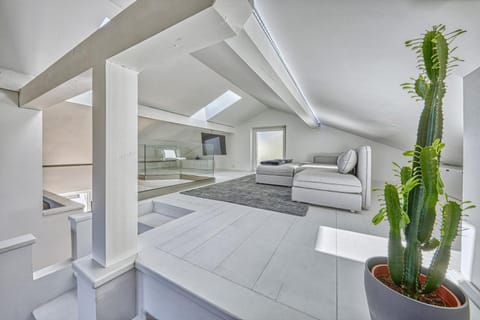 HOMESTWENTY3 - Home two Apartment in Kaltern an der Weinstraße