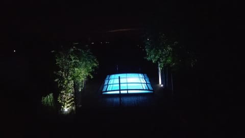 Night, Swimming pool