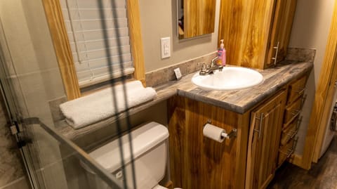 Moon River Ranch Nature lodge in Texas