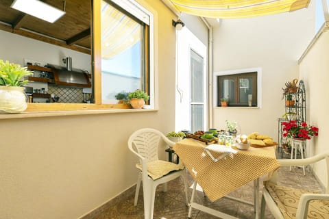 Balcony/Terrace, Dining area