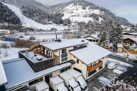 Tevini Boutique Suites by we rent Apartment in Zell am See